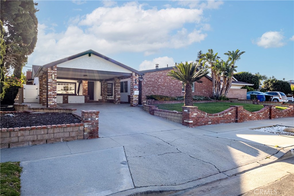7965 Quimby Ave.