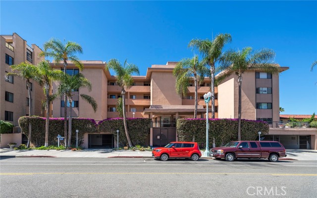 Detail Gallery Image 1 of 45 For 721 Esplanade #605,  Redondo Beach,  CA 90277 - 1 Beds | 1 Baths