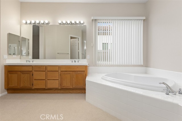 28658 Shady Brook Drive, Menifee CA: https://media.crmls.org/medias/1134e8f2-3f05-4c19-877c-dcd4a2f630c0.jpg