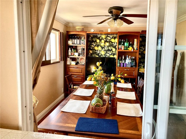 Breakfast area, with wooden shutters and a View!