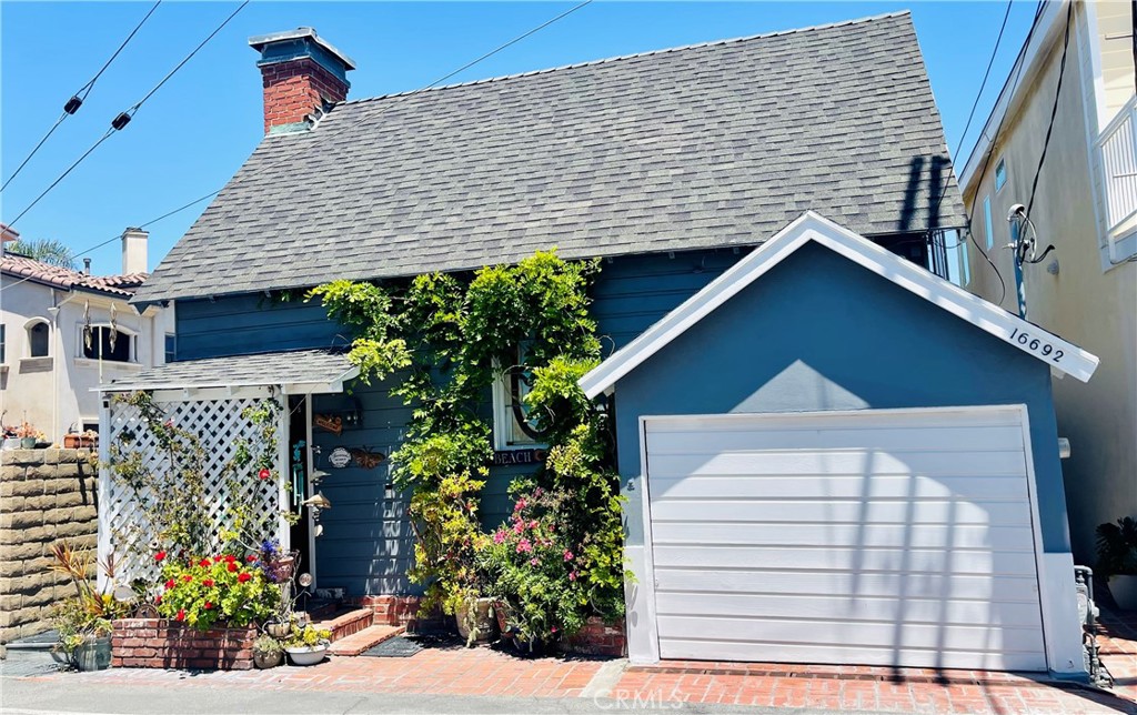 16692 Bayview Drive, Huntington Beach, CA 90742