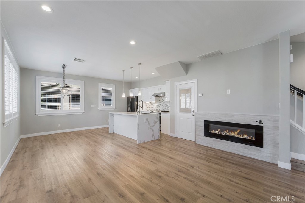 MLS #PW25263876 image #2