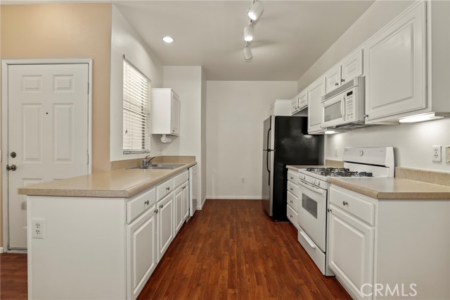 Detail Gallery Image 8 of 30 For 20000 Plum Canyon Rd #1722,  Saugus,  CA 91350 - 2 Beds | 2 Baths