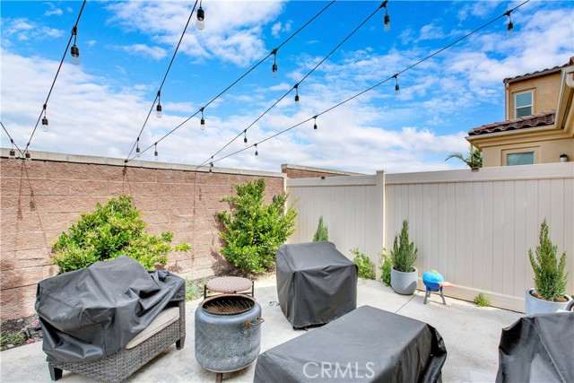 15730 Moonflower Avenue, Chino CA: https://media.crmls.org/medias/113655cd-8922-408a-8659-8f28d6043b84.jpg