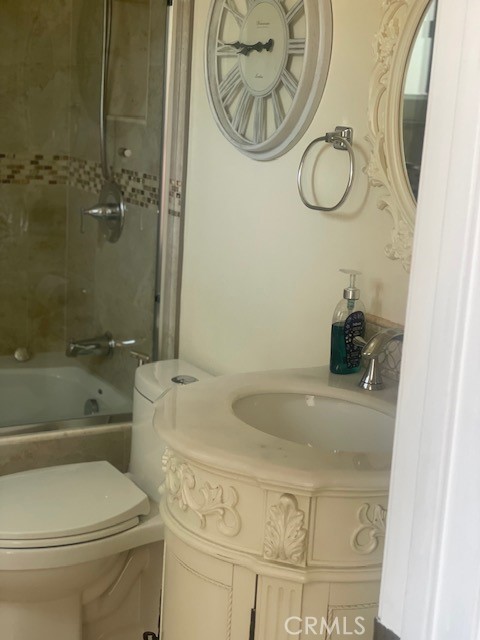 11374cda Ea79 4b2d Ad38 7b23cebbb1ef