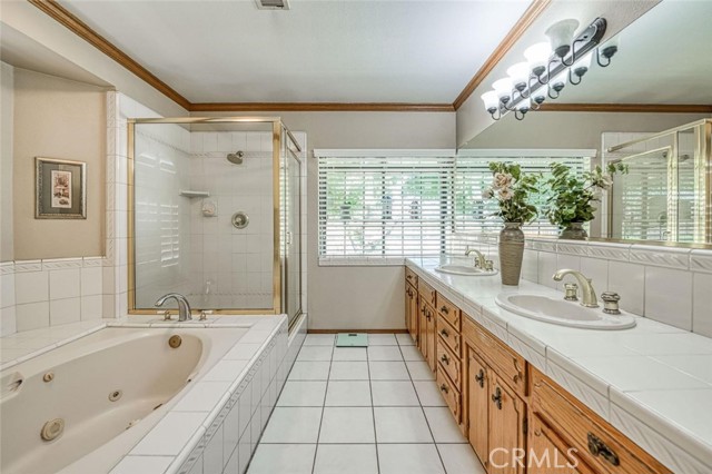 6442 N Gentry Avenue, Fresno CA: https://media.crmls.org/medias/11375874-c667-4f7a-8379-554840d4e56b.jpg