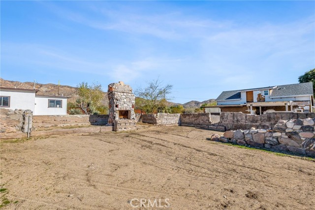 Detail Gallery Image 38 of 64 For 9016 Rose Eden Dr, Morongo Valley,  CA 92256 - 3 Beds | 3 Baths