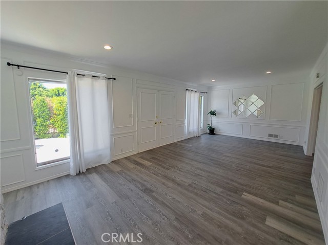14356 Greenleaf Street, Sherman Oaks CA: https://media.crmls.org/medias/11384b45-37ec-4551-8b42-05e130adfc54.jpg
