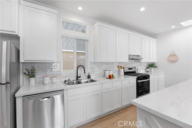Detail Gallery Image 15 of 25 For 15121 Beach Blvd. #19, Westminster,  CA 92683 - 3 Beds | 2 Baths