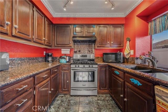 Detail Gallery Image 12 of 33 For 16470 Havenwood Rd, Moreno Valley,  CA 92551 - 3 Beds | 2/1 Baths