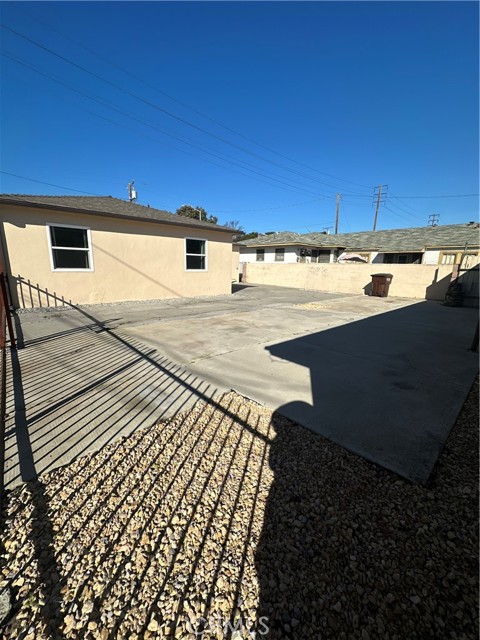 Detail Gallery Image 10 of 10 For 6052 Fishburn, Huntington Park,  CA 90255 - 3 Beds | 1 Baths