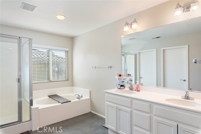 Detail Gallery Image 23 of 55 For 33032 Canopy Ln, Lake Elsinore,  CA 92532 - 4 Beds | 2/1 Baths