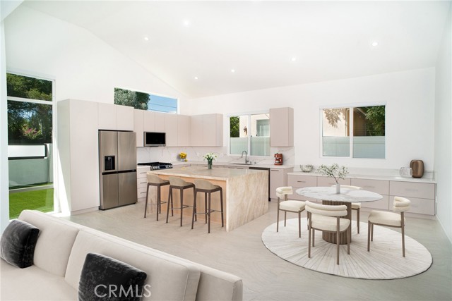 16833 Otsego Street, Encino CA: https://media.crmls.org/medias/113b4259-805f-487f-a433-ea630d5f566a.jpg