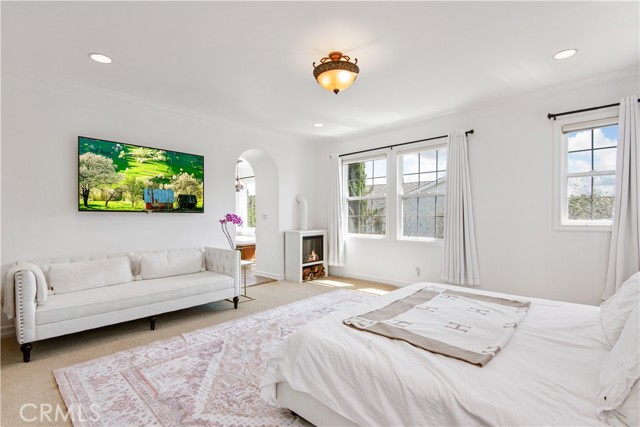 Detail Gallery Image 26 of 40 For 8005 Bell Crest Dr, Los Angeles,  CA 90045 - 6 Beds | 4 Baths