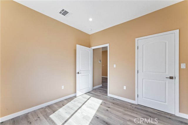 Detail Gallery Image 15 of 22 For 6942 Valmont, Tujunga,  CA 91042 - 3 Beds | 2 Baths
