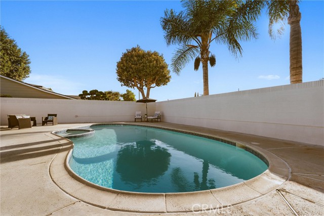 Detail Gallery Image 41 of 75 For 1956 Volk Ave, Long Beach,  CA 90815 - 4 Beds | 3 Baths