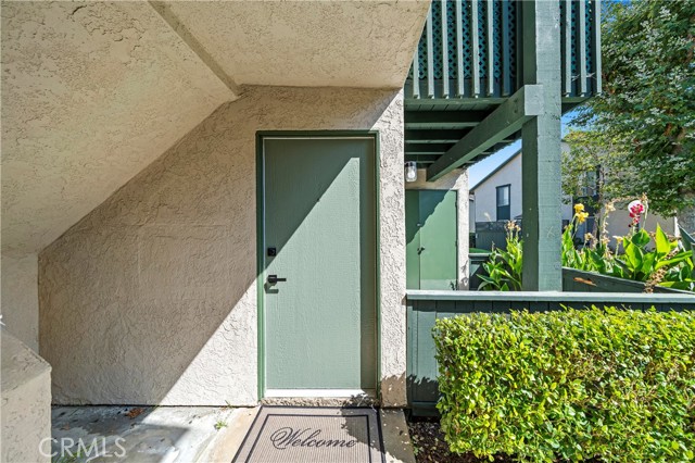 23254 Orange Avenue, Lake Forest CA: https://media.crmls.org/medias/113d902c-83da-4cef-a90f-3d26764e4427.jpg