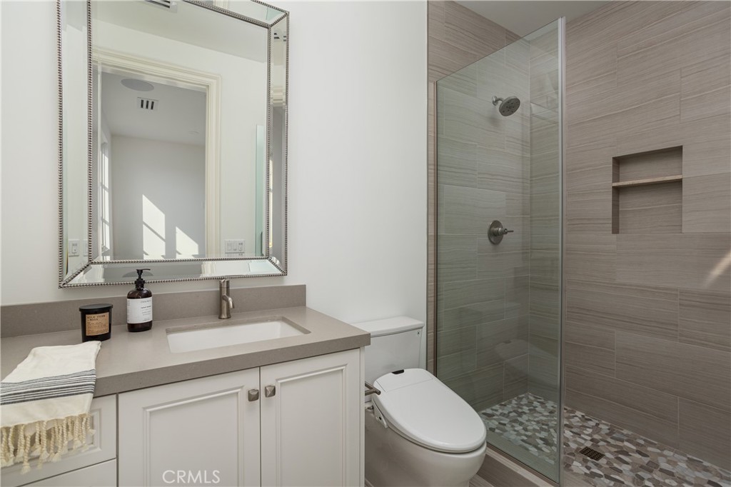 MLS #OC25163593 img 23