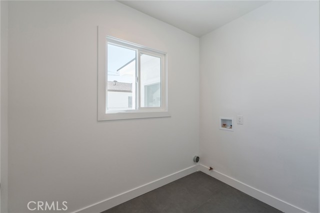4224 Falcon Avenue, Long Beach CA: https://media.crmls.org/medias/113fcff1-a37c-4f50-9766-2e539a7ceaad.jpg