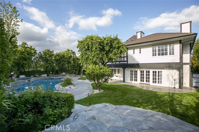 6037 Little Oak Lane, Woodland Hills CA: https://media.crmls.org/medias/113fd36f-26ad-4a52-a162-b148f7263612.jpg