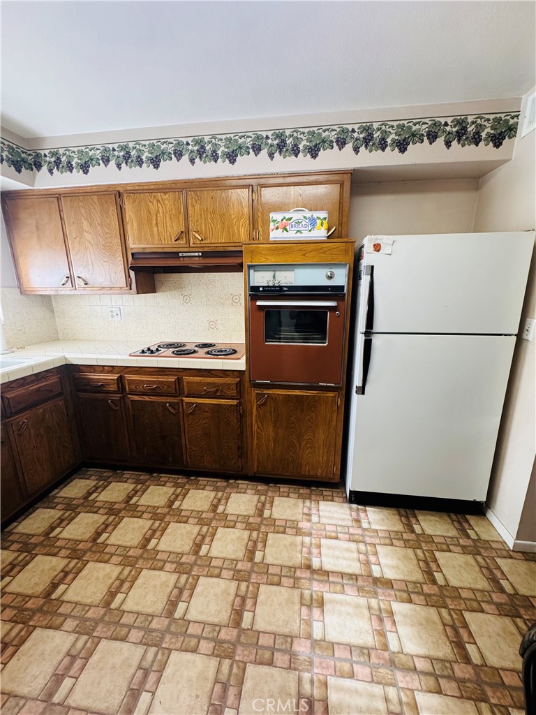 https://media.crmls.org/medias/1141236d-5264-4a1a-af56-c5363604ace6.jpg?preset=X-Large