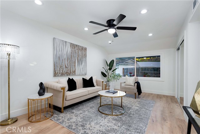 Detail Gallery Image 21 of 39 For 1061 Colby Cir, Thousand Oaks,  CA 91362 - 4 Beds | 3 Baths