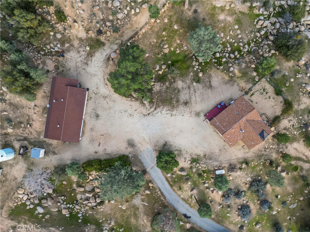 https://media.crmls.org/medias/1141825e-bfc6-43e3-920f-6734e1325ab1.jpg?preset=X-Large