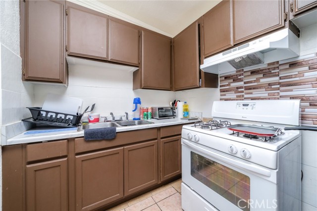 Detail Gallery Image 24 of 66 For 11986 White Ave, Adelanto,  CA 92301 - 4 Beds | 3 Baths