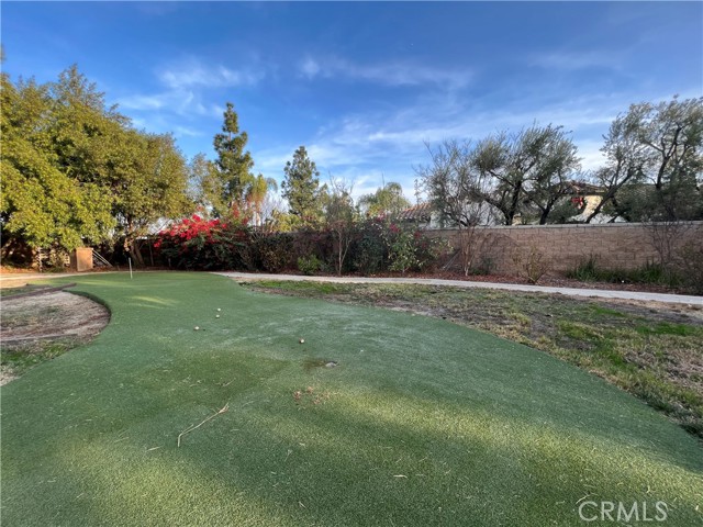 Detail Gallery Image 8 of 75 For 3795 Peregrine Cir, Corona,  CA 92881 - 5 Beds | 4/1 Baths