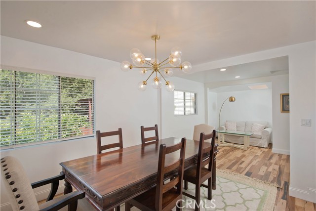 23329 Raymond Street, Chatsworth CA: https://media.crmls.org/medias/11429407-abd1-4674-9132-ab327fa5445a.jpg