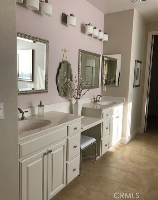 Detail Gallery Image 5 of 22 For 639 Burnt Ranch Way, Chico,  CA 95973 - 4 Beds | 3 Baths