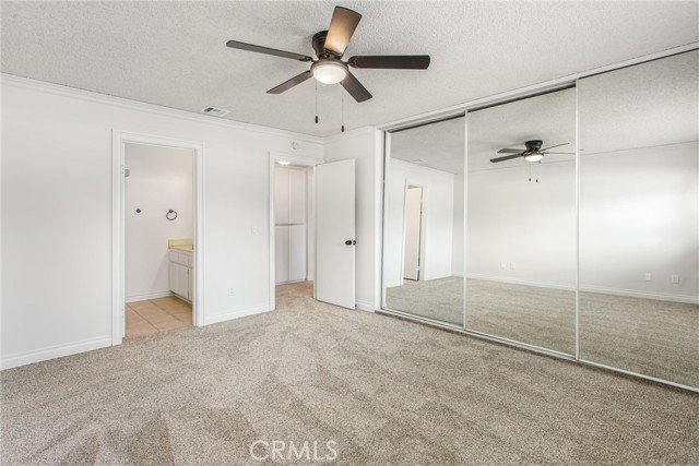 2061 W Redlands Boulevard, Redlands CA: https://media.crmls.org/medias/1144aeb7-cbce-4e3f-be22-e1fa115d58ae.jpg