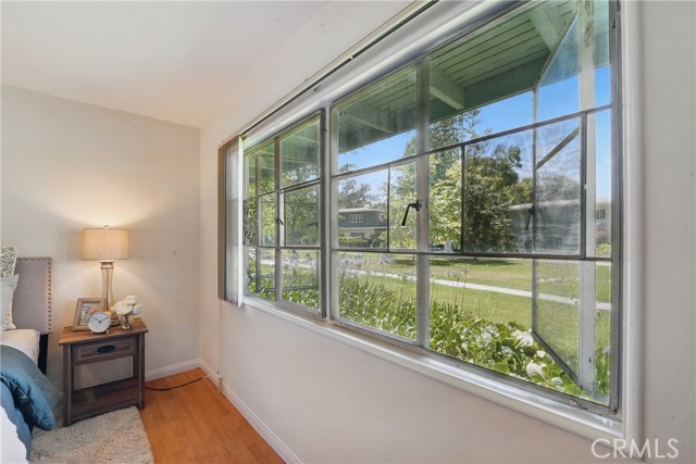 5179 Village, Los Angeles CA: https://media.crmls.org/medias/1146a30e-d3cd-4e3c-b556-e333d37d9204.jpg
