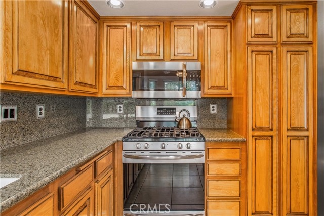 100 Waters Court, Redlands CA: https://media.crmls.org/medias/1146daa0-f2cd-4897-9e4e-5d1ea0388520.jpg