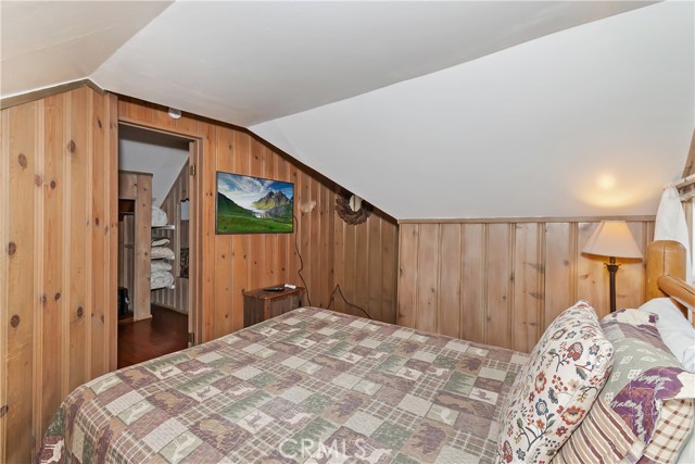 Detail Gallery Image 33 of 42 For 435 Arroyo, Big Bear Lake,  CA 92315 - 3 Beds | 1 Baths
