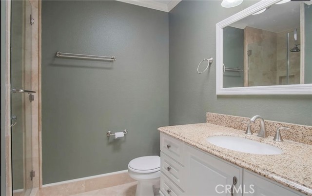 Detail Gallery Image 15 of 20 For 3121 Colorado Ave, Santa Monica,  CA 90404 - 3 Beds | 2/1 Baths