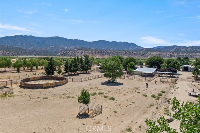 4333 Highway 33, New Cuyama CA: https://media.crmls.org/medias/11479d9c-2e3a-484a-b36e-090813c1dc24.jpg