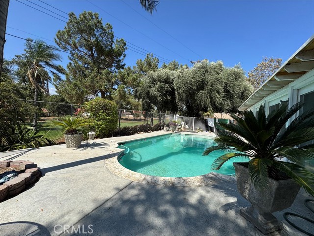 5391 Camino Real, Jurupa Valley CA: https://media.crmls.org/medias/1147c262-f064-4f73-ade7-66e26c248662.jpg