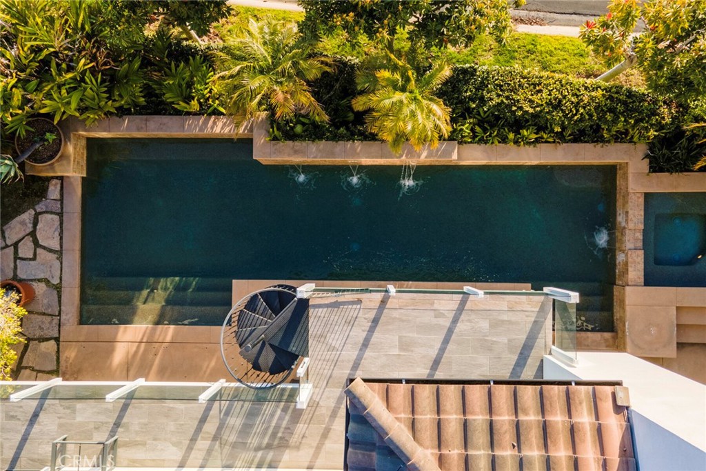https://media.crmls.org/medias/1147c758-f7f4-4251-b5ad-f41d988967ad.jpg?preset=X-Large