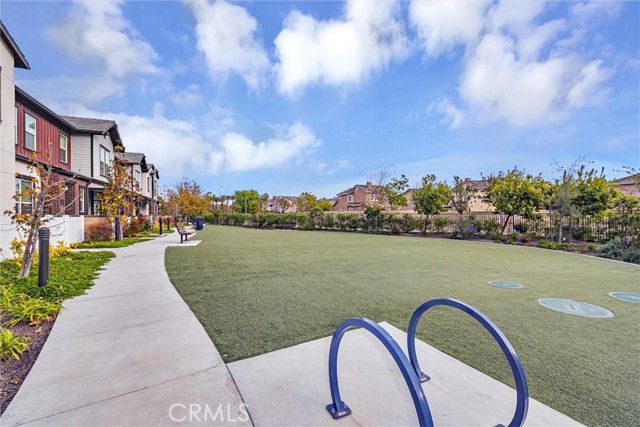 Detail Gallery Image 35 of 39 For 110 Red Brick Dr #3,  Simi Valley,  CA 93065 - 3 Beds | 2/1 Baths