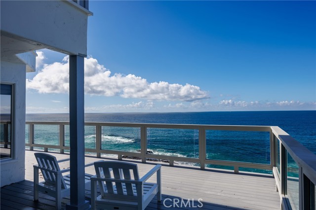 2691 Victoria, Laguna Beach CA: https://media.crmls.org/medias/11483490-3b63-4fb5-8eb0-4341b02fece6.jpg