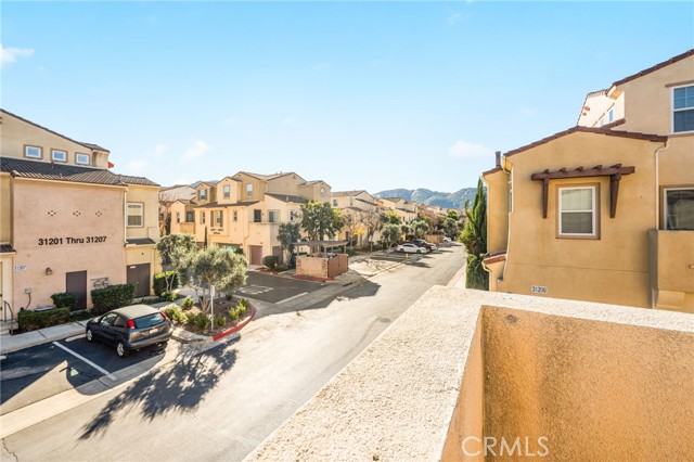 Detail Gallery Image 18 of 47 For 31210 Strawberry Tree, Temecula,  CA 92592 - 3 Beds | 2/1 Baths