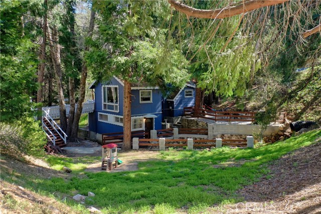 407 Dart Canyon Road, Crestline CA: https://media.crmls.org/medias/11486ddb-6129-4da4-a77b-b886f1d88375.jpg