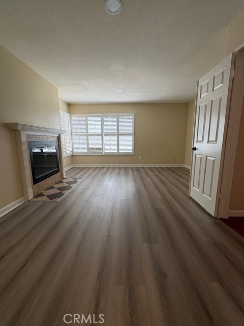 Detail Gallery Image 7 of 14 For 2124 Winterwood Dr, Fullerton,  CA 92833 - 4 Beds | 2 Baths