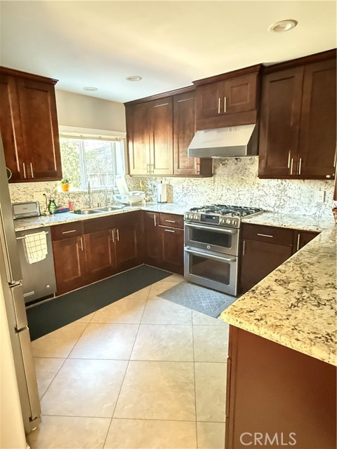 6046 N Willard Avenue, San Gabriel CA: https://media.crmls.org/medias/1148f680-f495-4ae0-8846-726b2509e46c.jpg