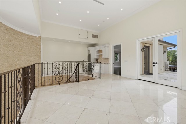 Detail Gallery Image 12 of 21 For 5667 Lubao St, Woodland Hills,  CA 91367 - 4 Beds | 5 Baths