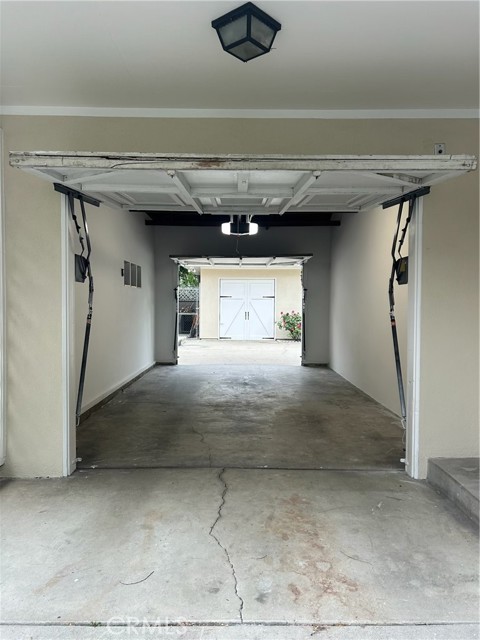 3275 N D Street, San Bernardino CA: https://media.crmls.org/medias/114b518f-2b33-4d30-a36c-2013d7220854.jpg