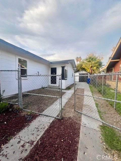 Detail Gallery Image 18 of 22 For 580 W 21st, San Bernardino,  CA 92405 - 3 Beds | 2 Baths