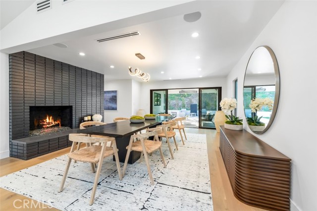 5019 Donna Avenue, Tarzana CA: https://media.crmls.org/medias/114d09d9-f875-4dfe-a449-be70d74e5a84.jpg