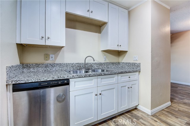 Detail Gallery Image 16 of 36 For 3570 Raven, Lake Elsinore,  CA 92530 - 3 Beds | 2 Baths